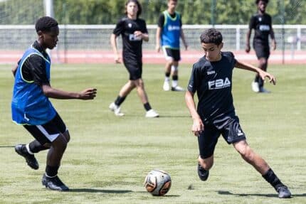 Stage de football été Bretagne
