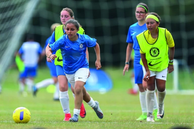 Stages de football filles Chelsea