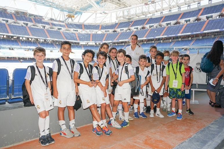 Madrid-Foot-colonie-camp