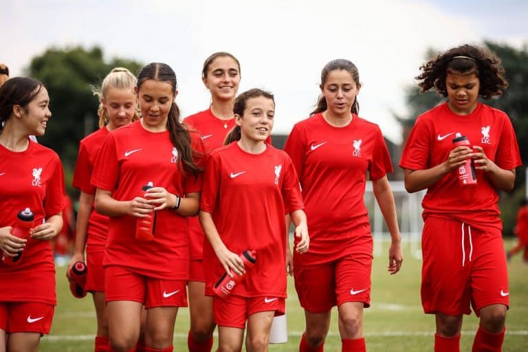 Stage-de-foot-angleterre-filles