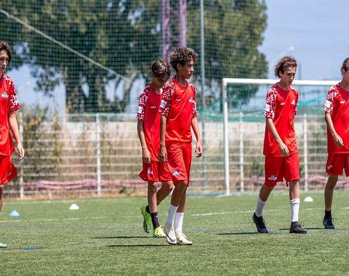 IFC Menton campamento portero