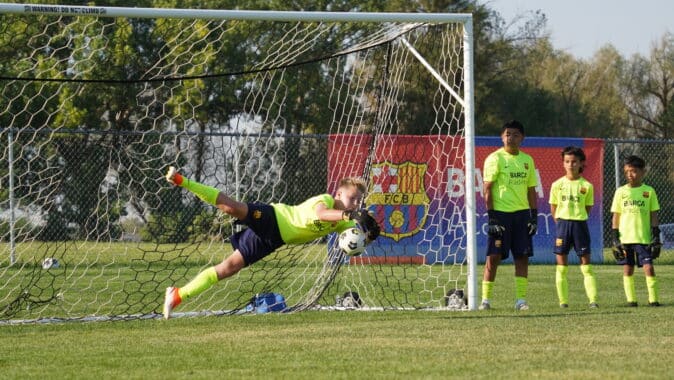 gardien de but barça academy