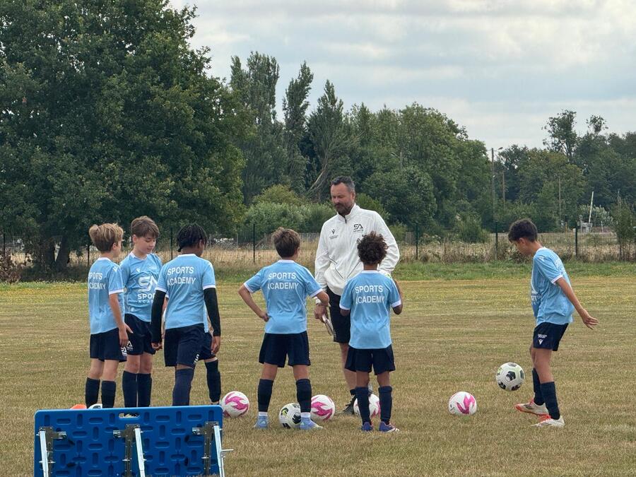 Stage de foot Sport Academy Normandie à Jumièges pendant la Toussaint
